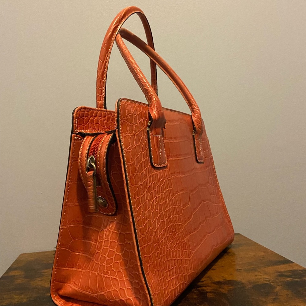 Tommy Hilfiger medium purse coral